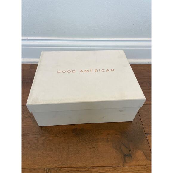 Good American Black and Clear Block Heel Sandals - Picture 6 of 9